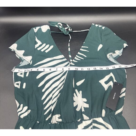 Lulu’s Women’s Dark Green Leaf Print Lined Romper Tie Back Sz M NEW - Picture 6 of 7